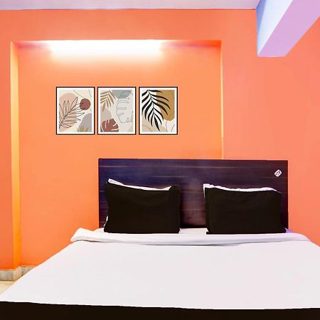 Super Hotel O Karimnagar Dış mekan fotoğraf